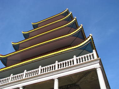 The eaves and soffit where painted in the original 1910 color scheme.